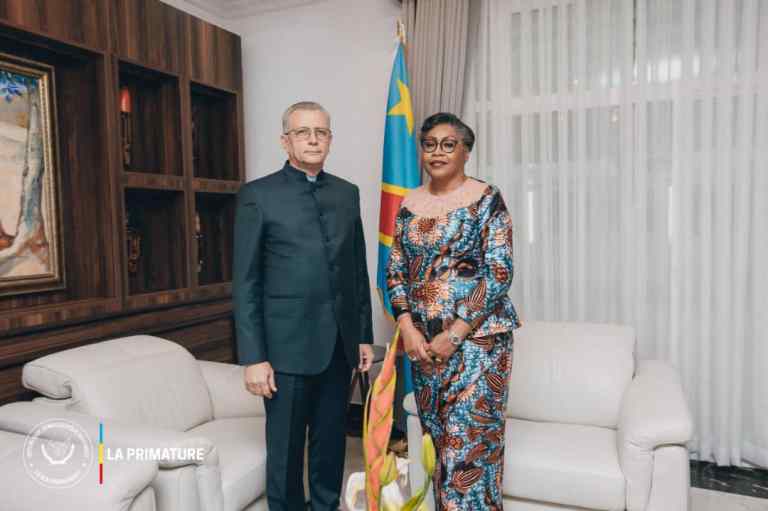 Séance de travail à la primature avec l’Asbl Expobeton