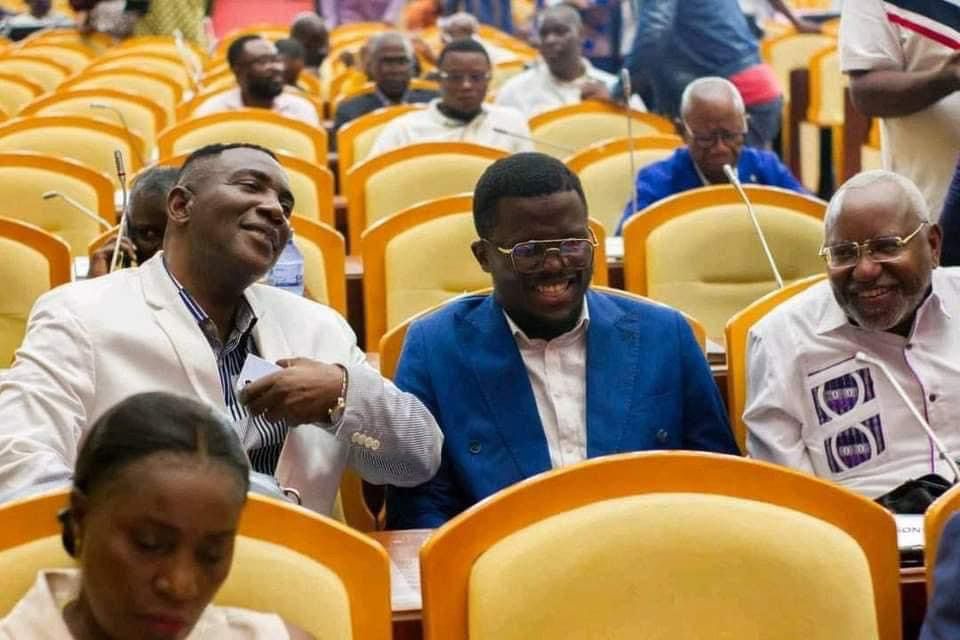 Arrestation d&rsquo;un faux député « Il est venu vers moi me saluer et solliciter une photo » (Gode Mpoyi)