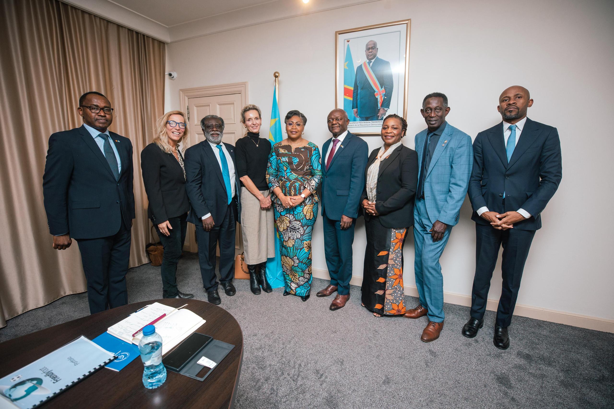 COLLABORATION ET ESPOIR : LA PREMIERE MINISTRE AU CŒUR DES PROJETS SOCIAUX EN FAVEUR DES POPULATIONS VULNÉRABLES DE LA RDC