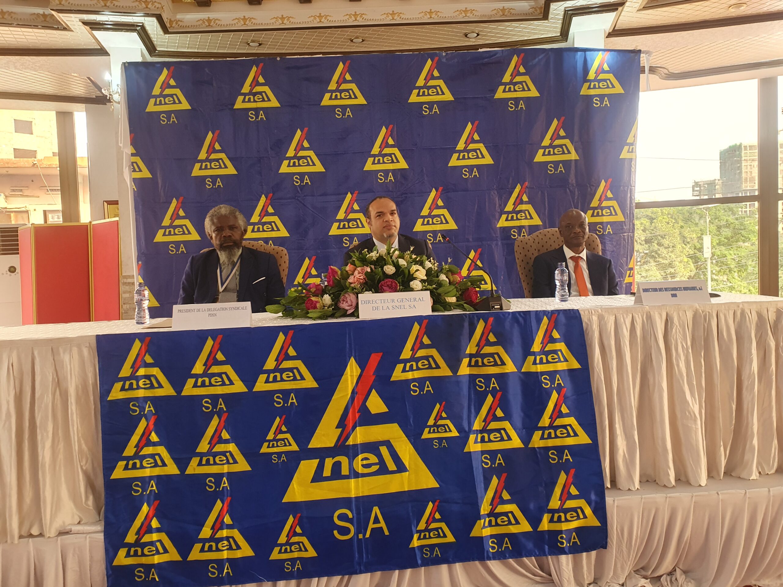 Énergie: le gouvernement s&rsquo;engage à payer les dettes de la Snel et de la Regideso