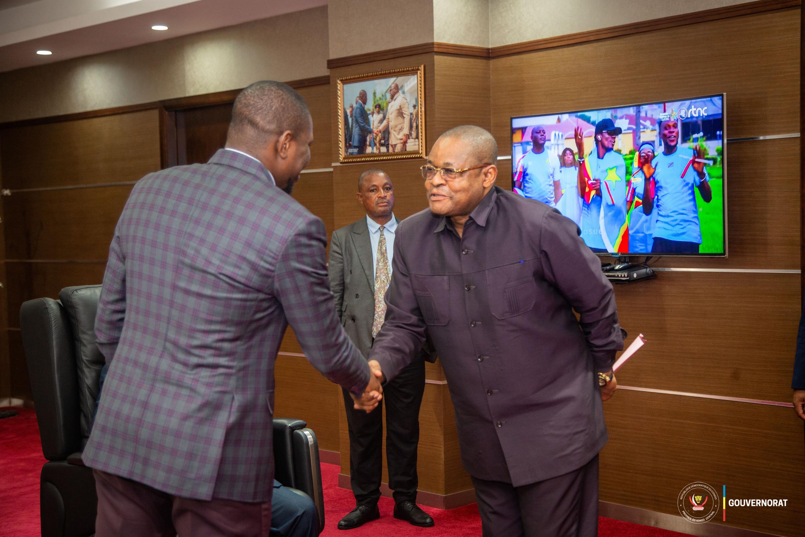 Kongo Central : la Société nationale d’électricité présente des projets d’amélioration de desserte énergétique