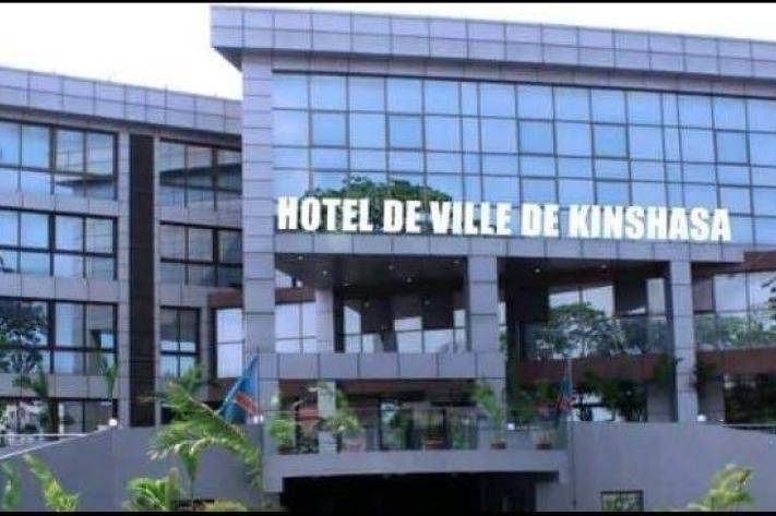 Kinshasa : Racket organisé au ministère de la Santé provinciale, 200 dollars exigés illégalement, la réaction de Daniel Bumba attendue