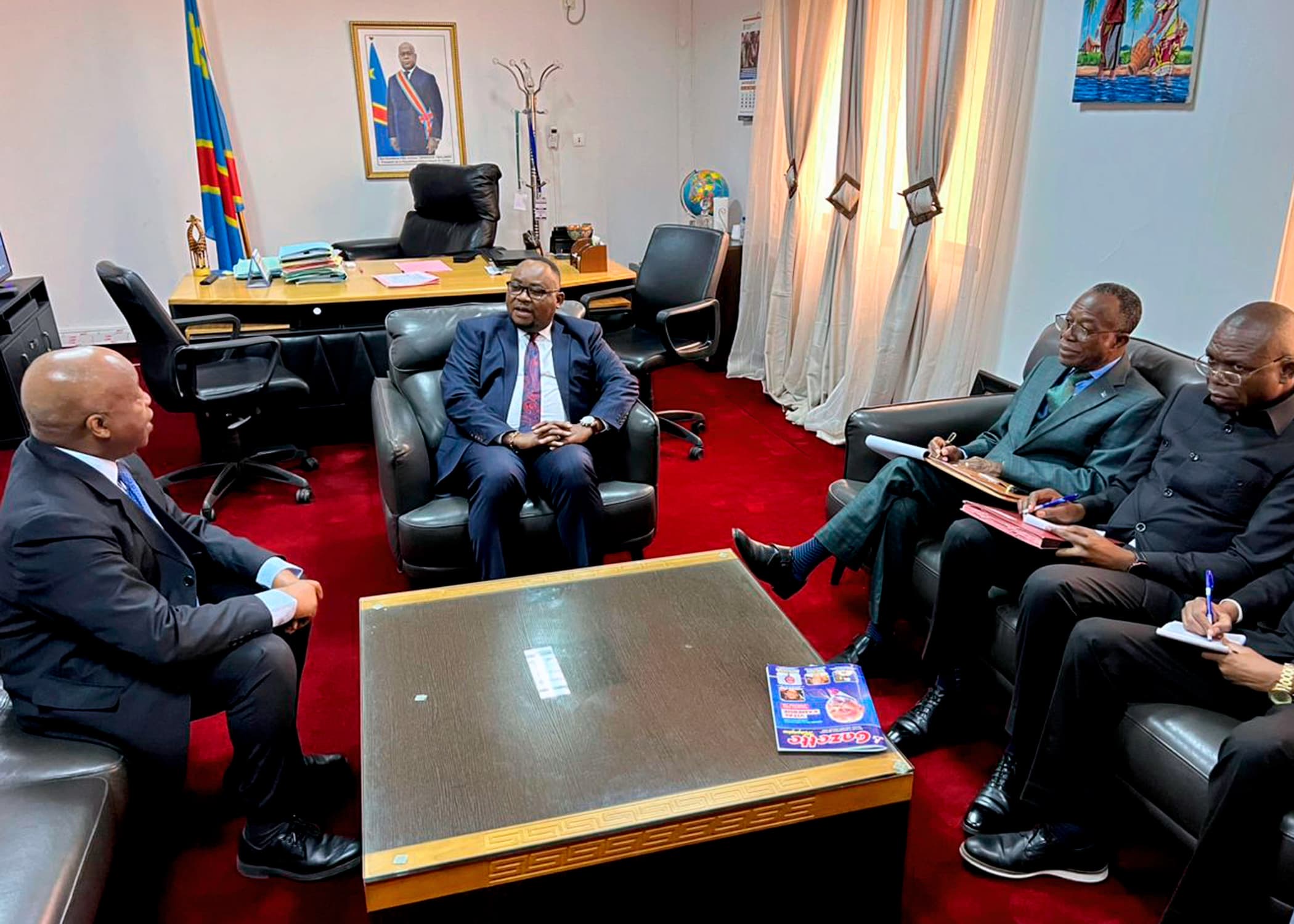 Préparatifs 9e sommet CIRGL: Didier Mazinga échange avec l’ambassadeur Joâo Manuel Caholo, secrétaire exécutif