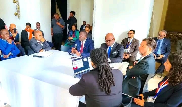 Washington : André Wameso vante la métamorphose du système financier congolais devant les investisseurs américains