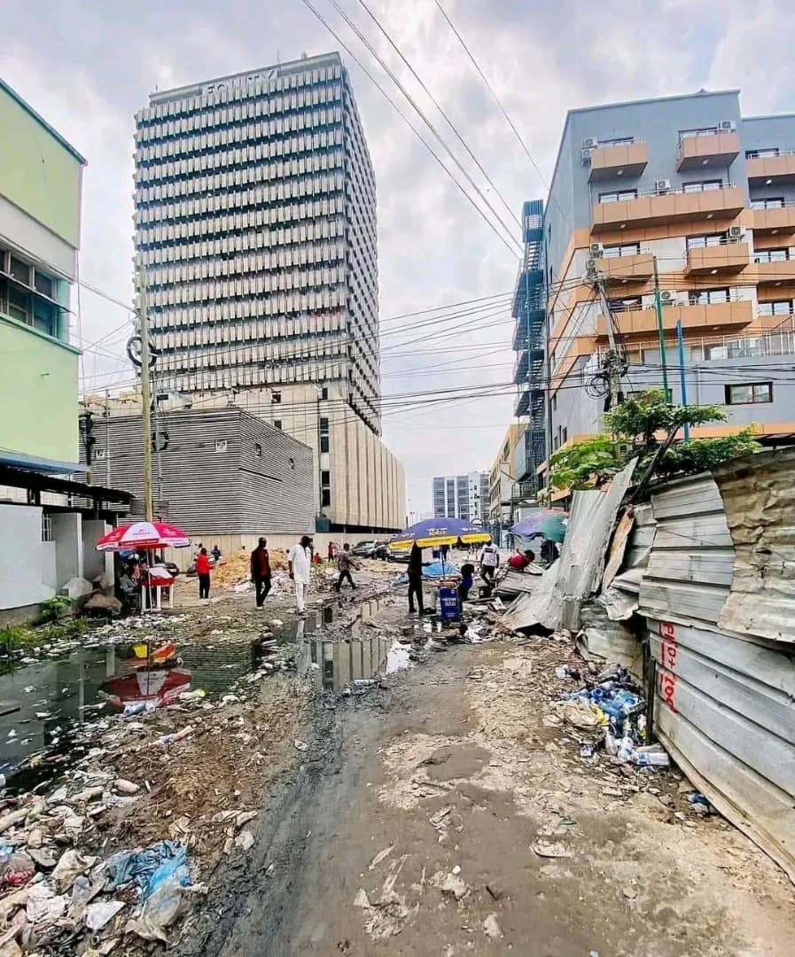 Si je t’oublie, Kinshasa,que ma main droite m’oublie !