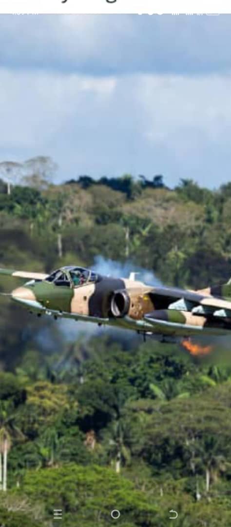 Nigéria : Trump confirme des frappes américaines contre l’État islamique